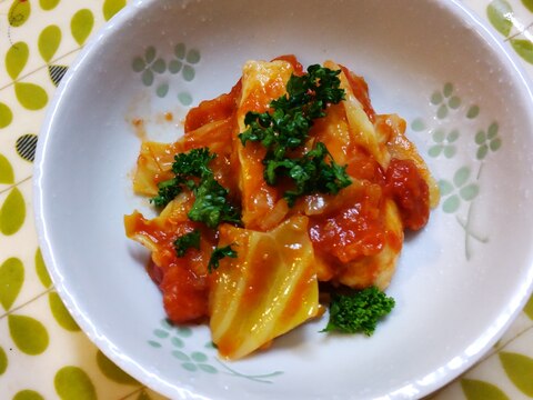 鶏むね肉とキャベツのトマト煮